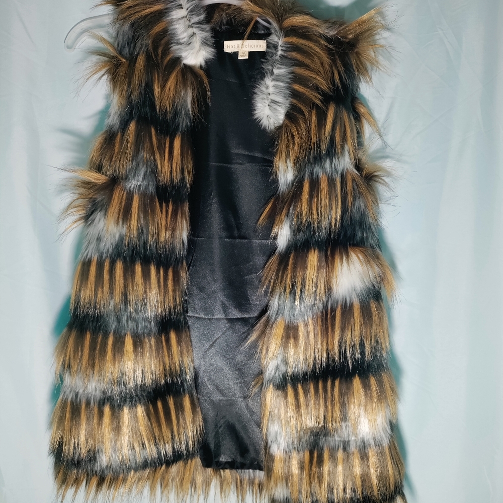 Hot & Delicious vest